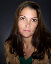 Julie Cross author photo