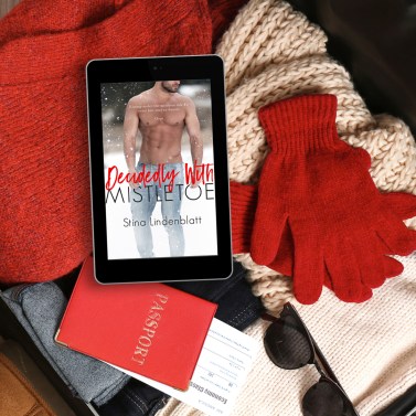 DWM cover IG suitcase